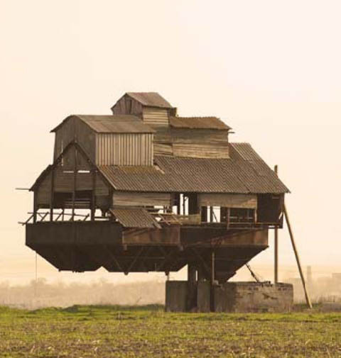 24 Weird And Funny Houses Pictures