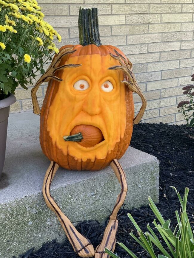 40 Pumpkin Carving Masterpieces From Artistic People Who Know There Way