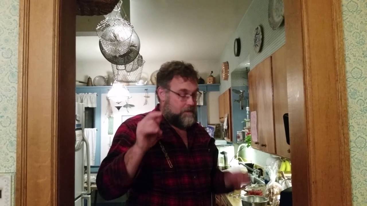Amazingly perfect Wookie noise from a kitchen drawer!