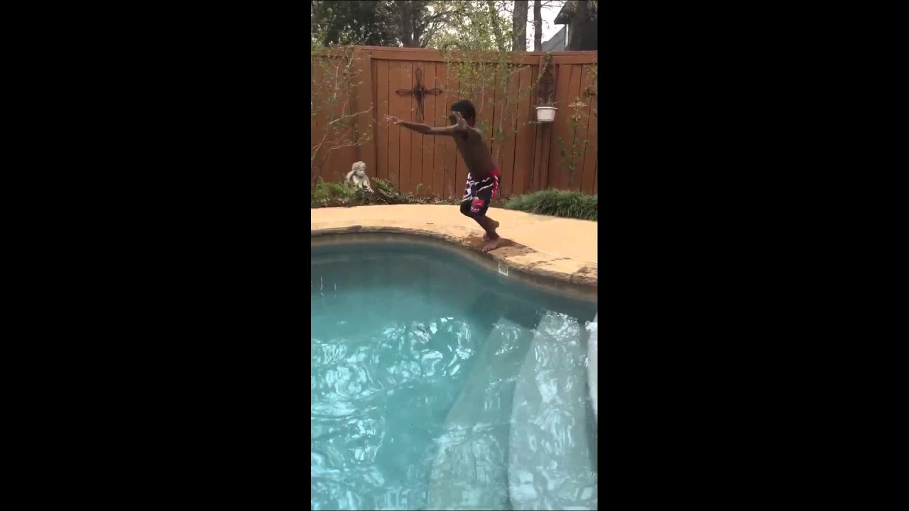 Kid Pumps Himself Up to Jump in Pool