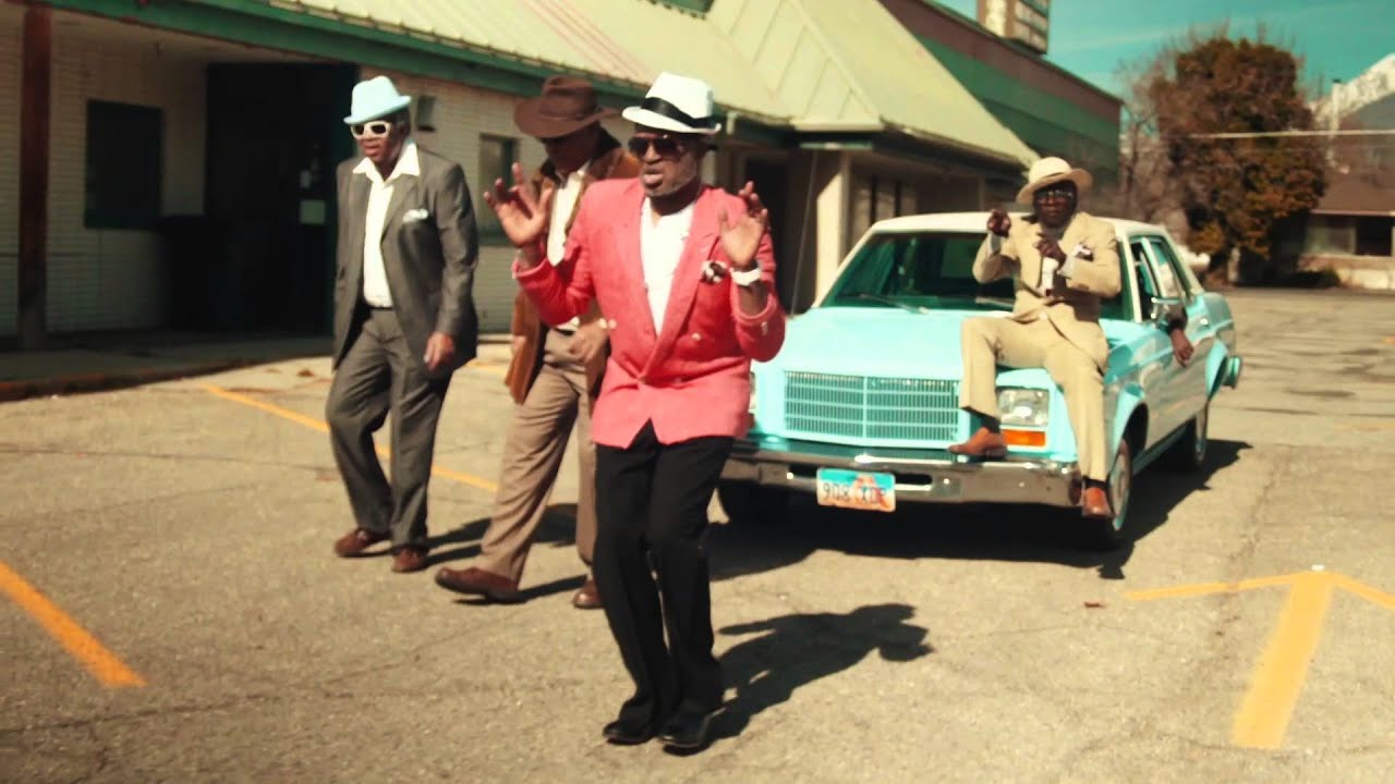Mark Ronson ft. Bruno Mars - Uptown Funk "Oldtown Cover" ft. Alex Boye', & The Dancing Grannies