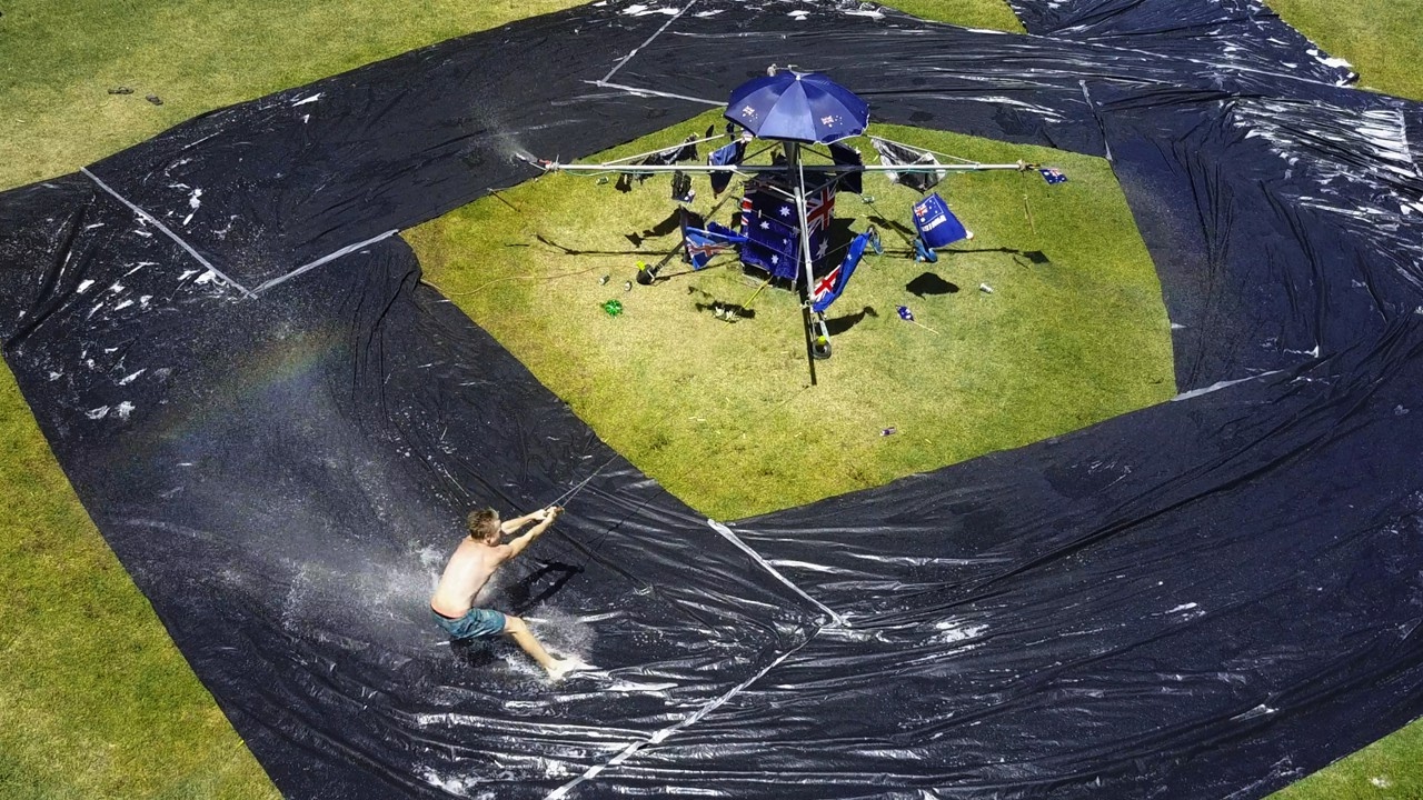 Spinning water slide (Australia Day)