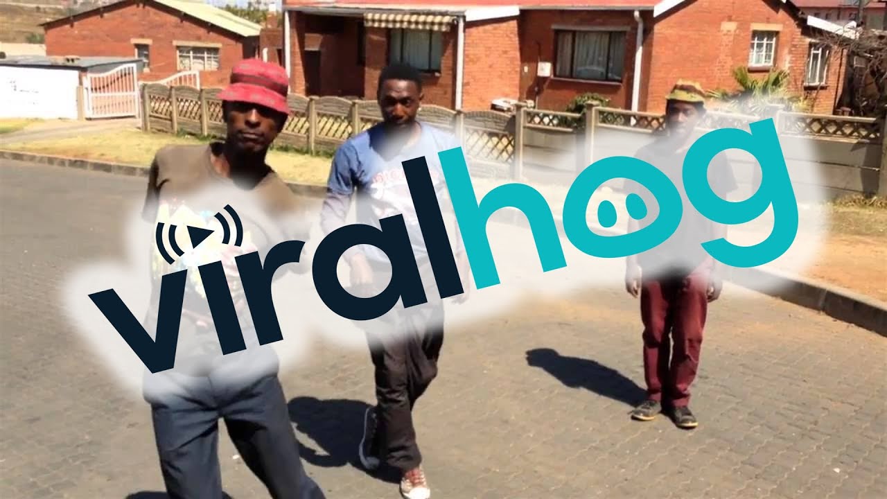 WTF amazing street performers || ViralHog