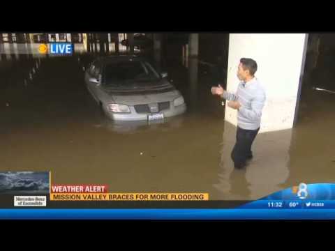 Man has bad day at Fashion Valley Mall