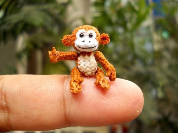 World's Smallest Stuffed Animals (15 Pics)