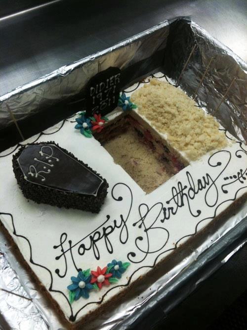 21 Clever and Funny Birthday Cakes