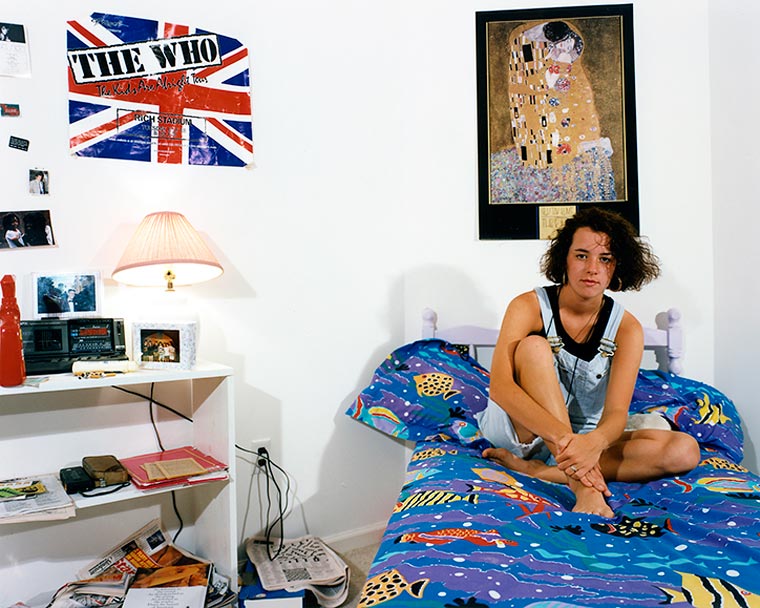 These 90s Teenage Bedroom Photos Immortalize an Awkward Decade