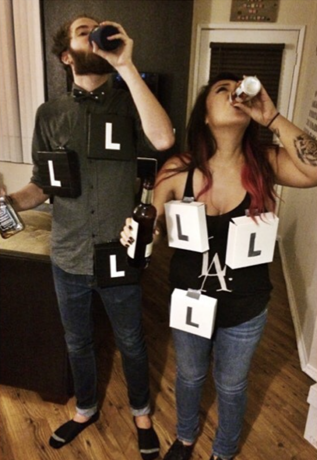 40 Funny And Clever Halloween Pun Costumes Guaranteed To Make Your ...