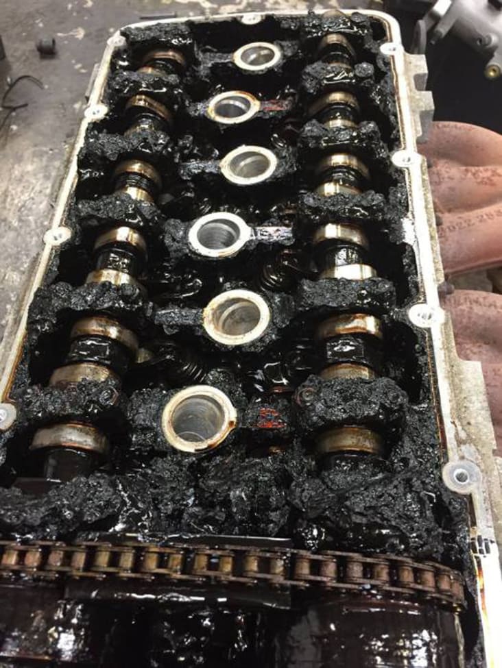 engine that went 84000 miles without oil change, 84000 miles without oil change, engine with long period without oil change, long engine use without oil change, long periods without oil change