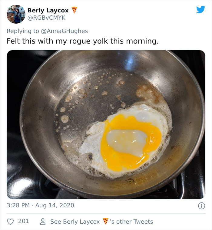 My first encounter with a literal rotten egg : r/mildlyinteresting