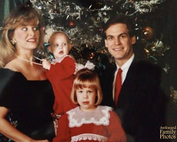 awkward family christmas photos