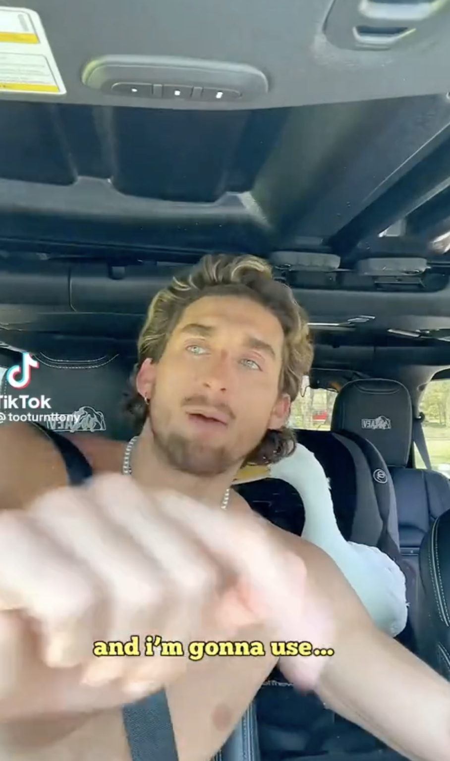 Watch This Guy Pay His Sister's Student Loans With First OnlyFans Check
