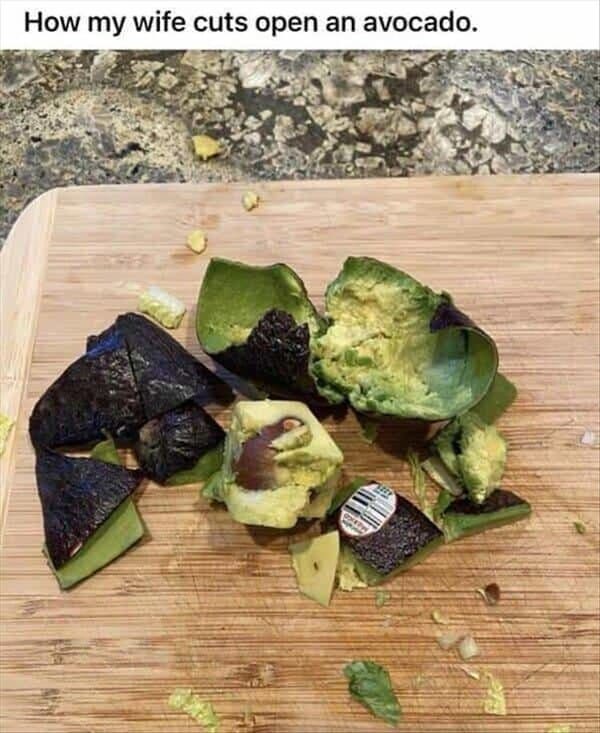 married couple fail - how wife opens an avocado