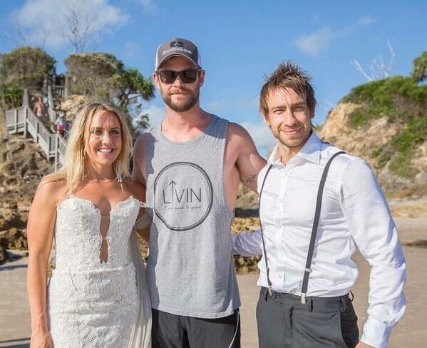 celebrity wedding crashers - chris hemsworth