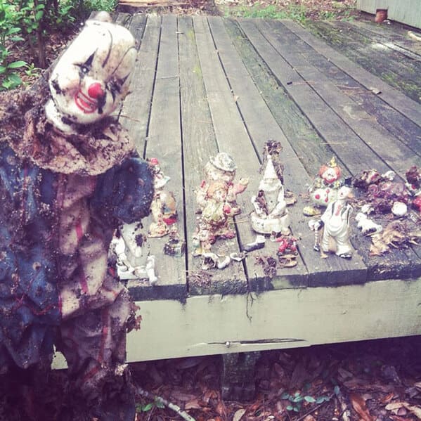 creepy discoveries new home - clown dolls