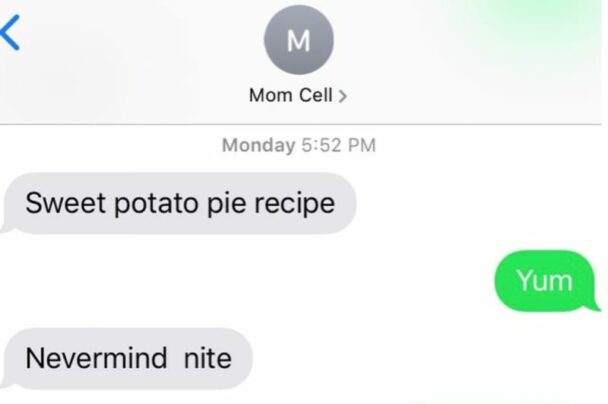 20+ Wholesome Mom Texts That Are Every Bit Hilarious As They Are Adorable