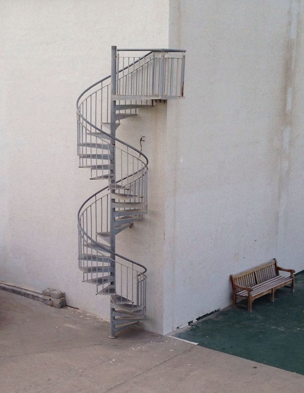 35 Hilariously Chaotic Design Fails From Architects Who Have Clearly Never Seen A Building Before - Jarastyle