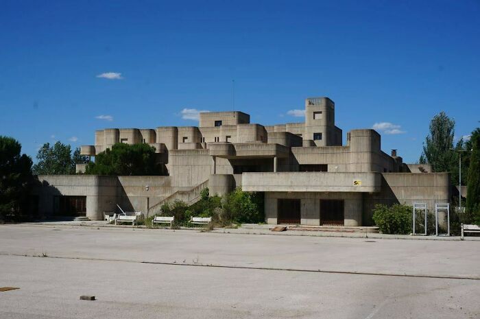 35 Best Examples Of Brutalist Architecture That Prove Brutalism Is Beautiful - Jarastyle