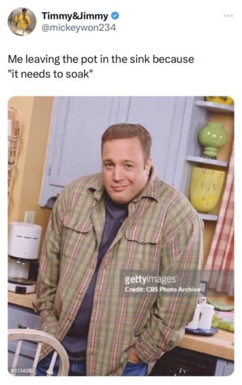 'King Of Memes' — 40 Of The Funniest Kevin James Smirking Memes (So Far)