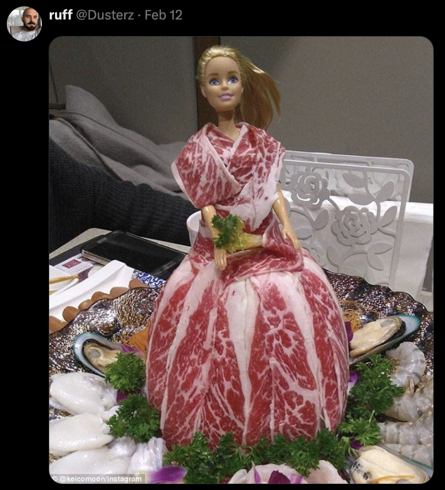 The Funniest Memes And Reactions To Ariana Grande's Wicked Movie Costume Looking Like Deli Meat - Jarastyle
