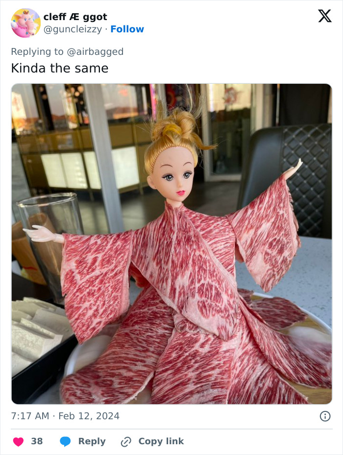 The Funniest Memes And Reactions To Ariana Grande's Wicked Movie Costume Looking Like Deli Meat - Jarastyle