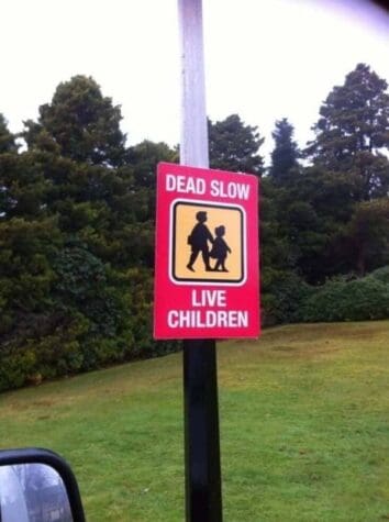 40 Clever Signs That Are Way Funnier Than They Should Be