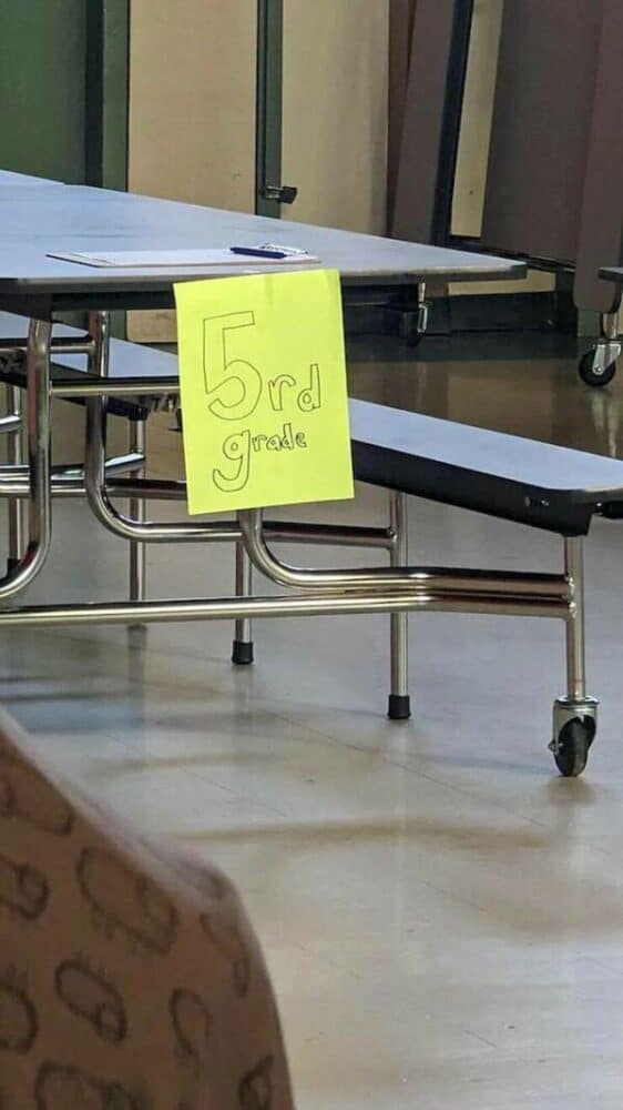 45 Funny And/Or Random Pictures To Liven Up Your Afternoon Scroll