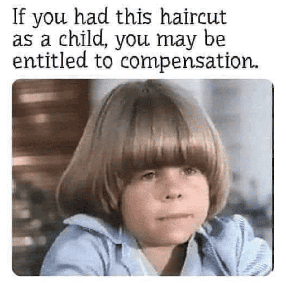 Child with a classic 90s hairstyle, representing nostalgic fashion trends.
