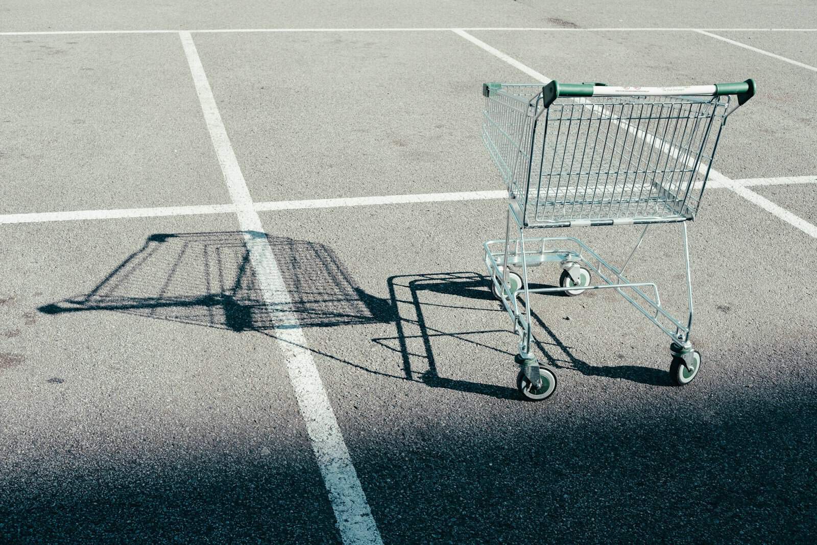 gray shopping cart