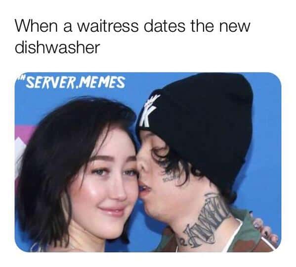 funny-restaurant-server-memes-for-anyone-whos-ever-cried-in-the-walk-in-24.jpg