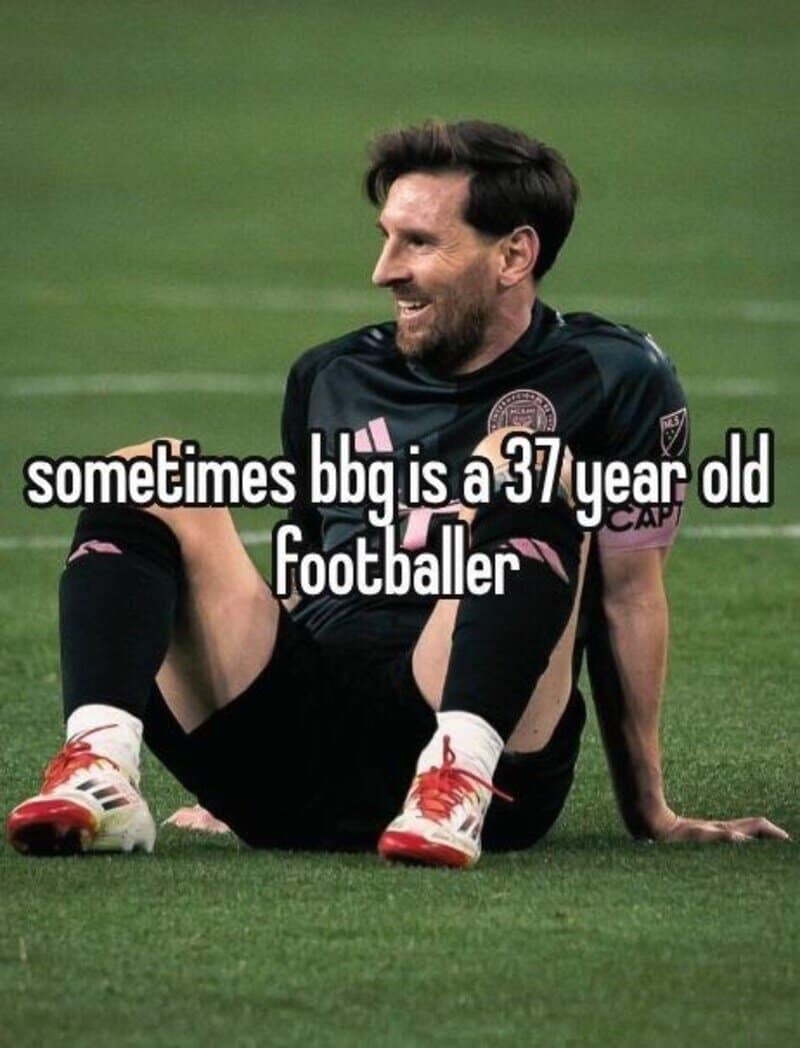 Funny meme of Lionel Messi with text about a 37-year-old footballer.