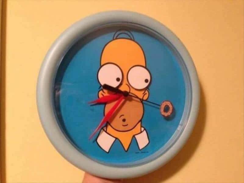 A clock featuring Homer Simpson's face with the hands pointing to the time.