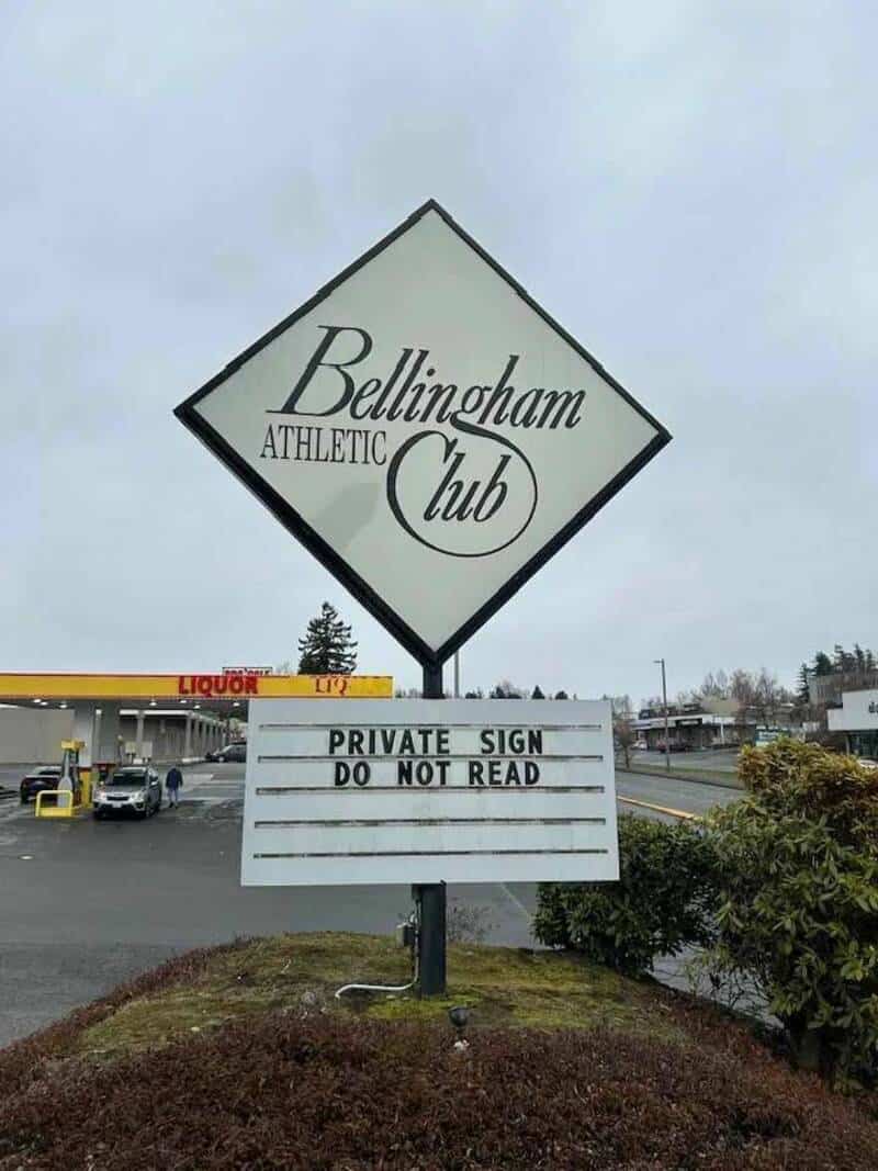 Bellingham Athletic Club sign with a private sign below reading "DO NOT READ".