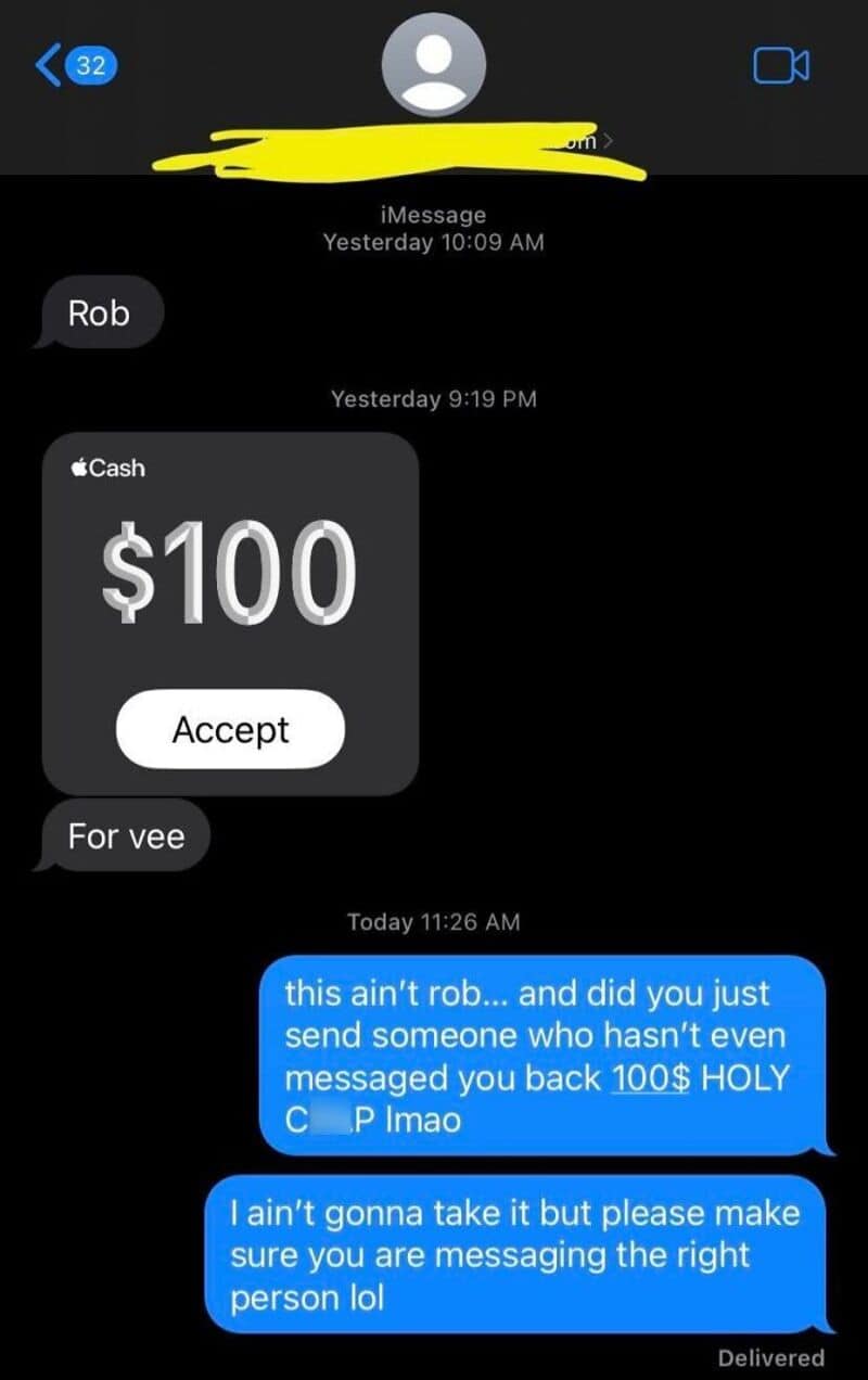 $100 cash transfer message in a chat conversation, with a warning about potential scam.