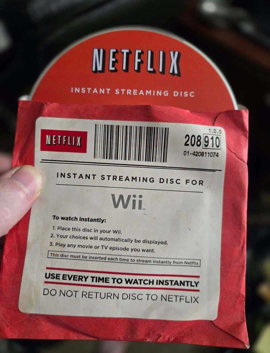 Netflix instant streaming disc for Wii with barcode and instructions.