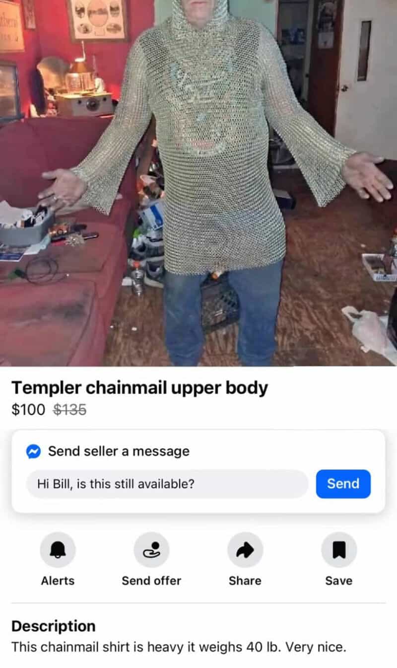 Templer chainmail upper body shirt with open arms in a room.
