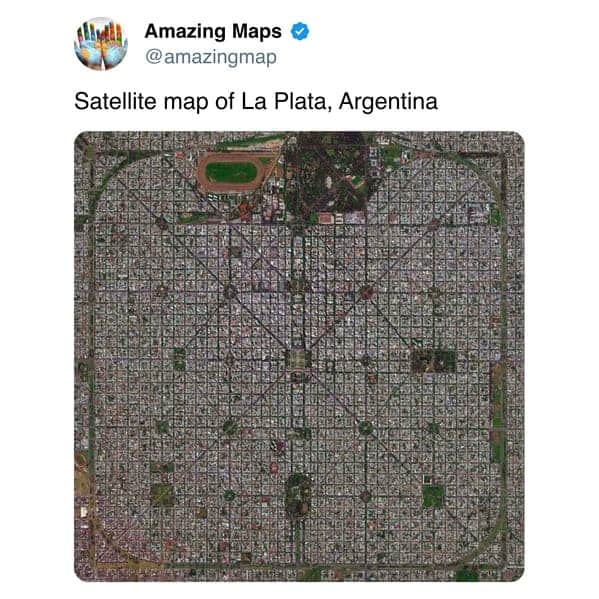 Satellite map of La Plata, Argentina showing streets, parks, and landmarks.