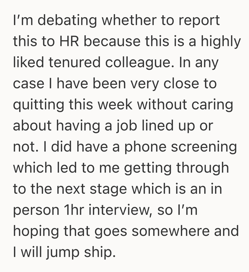 Employee discussing reporting to HR and phone screening for a job interview.