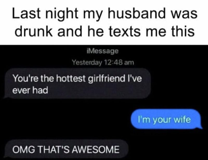 Text message exchange where wife says she's the hottest girlfriend, husband responds he's her wife,妻.