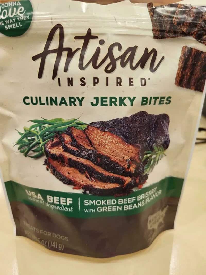 Artisan Inspired Culinary Jerky Bites with USA Beef and Green Beans Flavor.