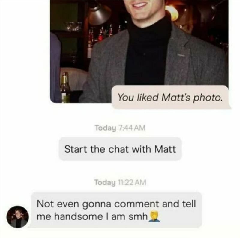 Text conversation about starting a chat with Matt and not commenting on his photo.