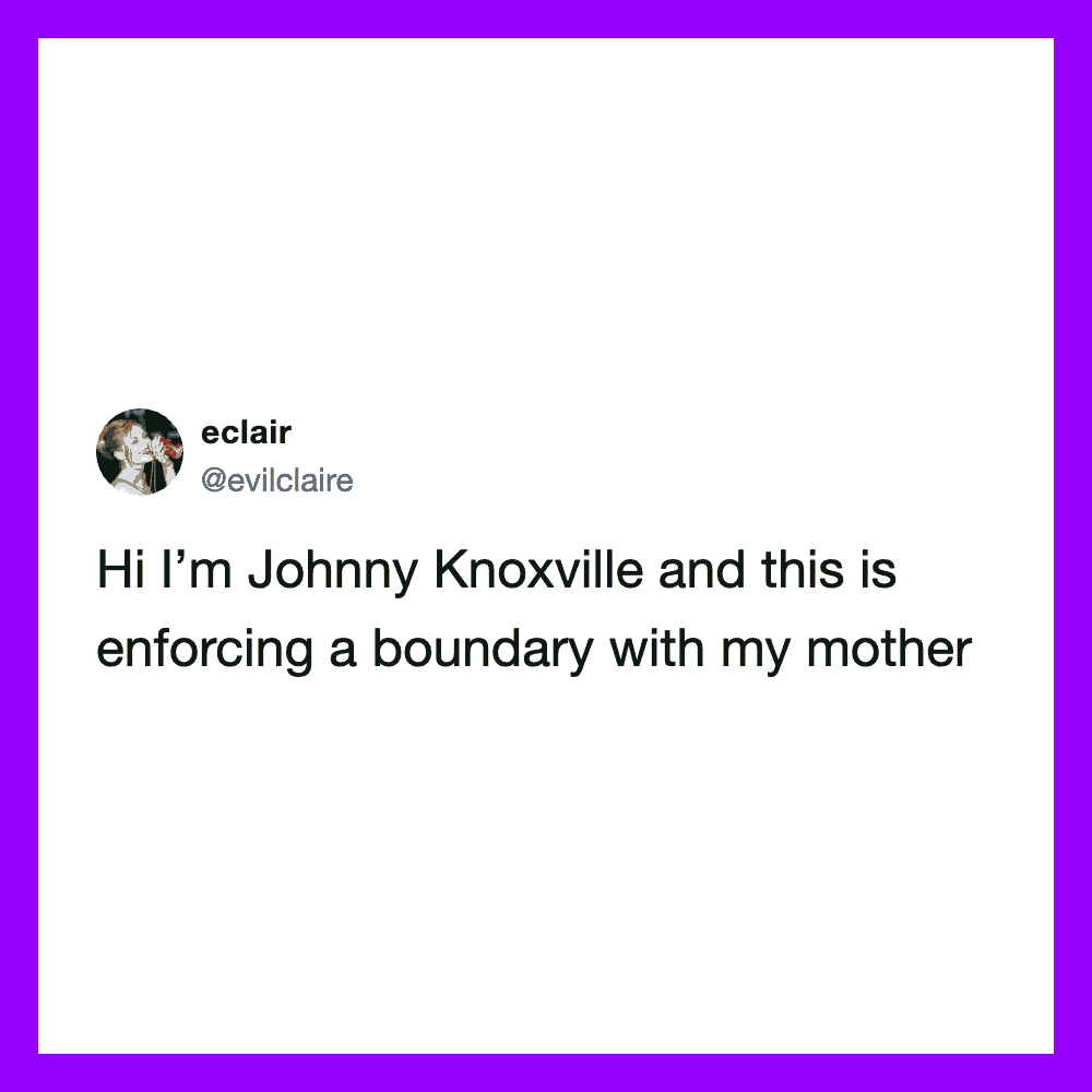 Twitter post by @evilclaire about Johnny Knoxville and her mother.