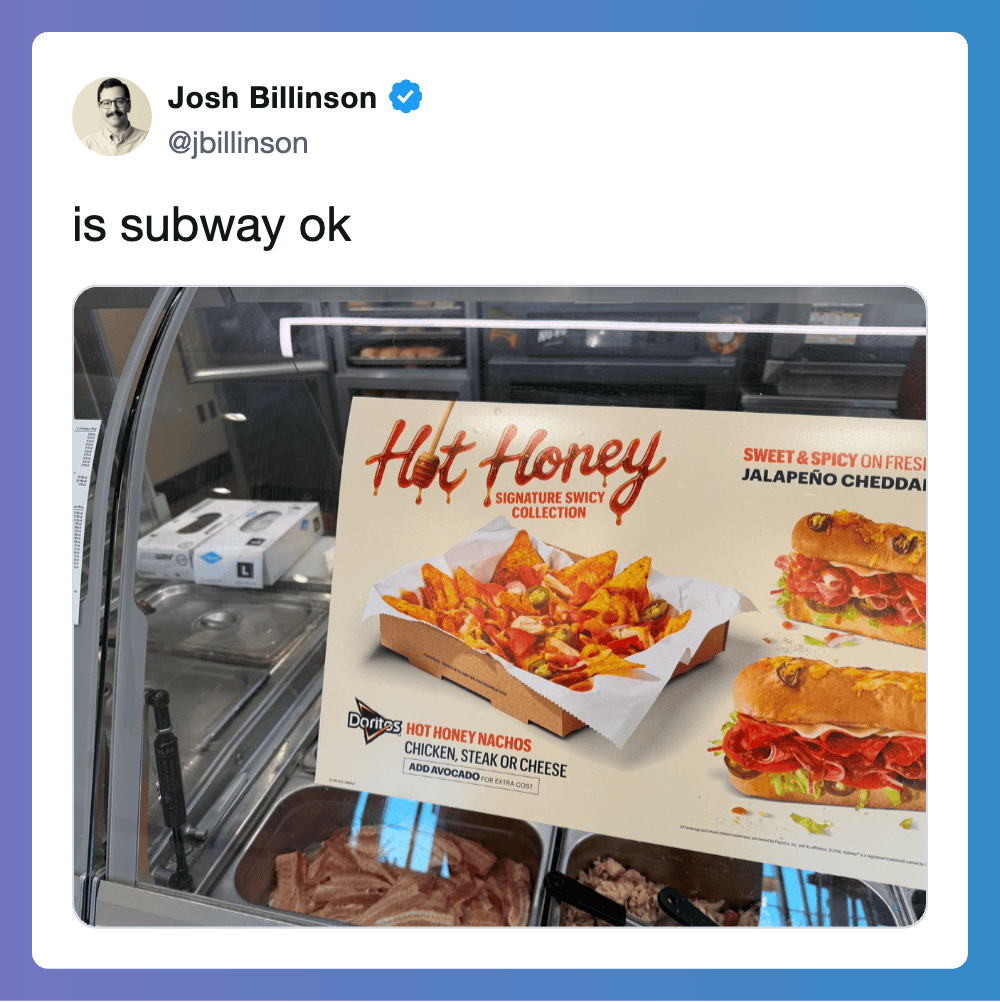 Sign advertising Hot Honey Nachos and spicy jalapeño cheddar hot dog.