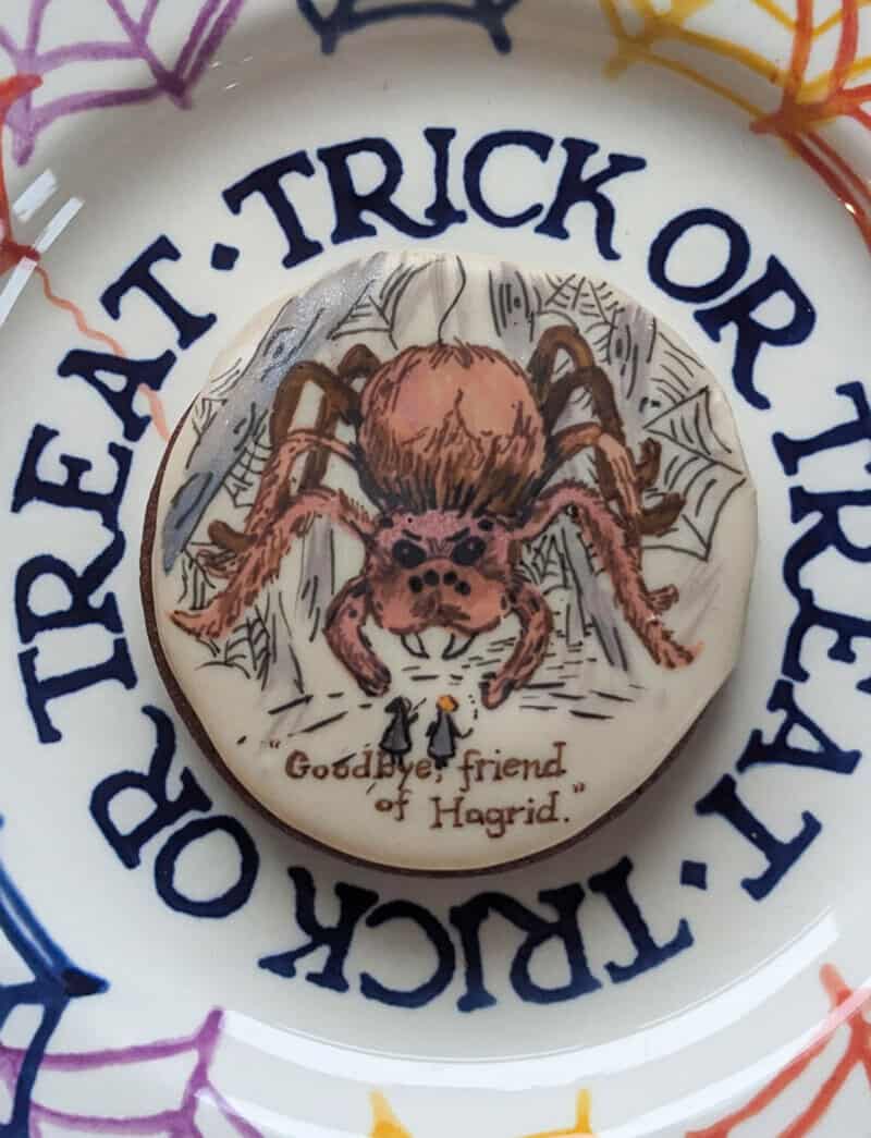 Spider with text 'Goodbye friend of Hagrid' on a Halloween plate.
