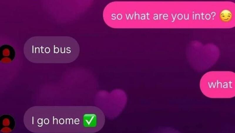 Text conversation about bus and home with emojis and check mark.